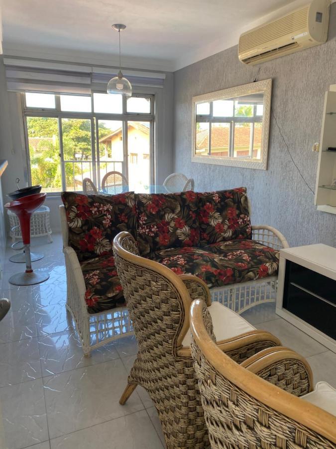 Apartamento Enseada Гуаружа Екстериор снимка